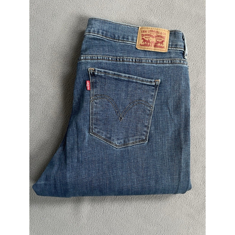 Levi's Jeans Women's Size 14S Blue Mid-Rise Classic Bootcut Denim 33x29